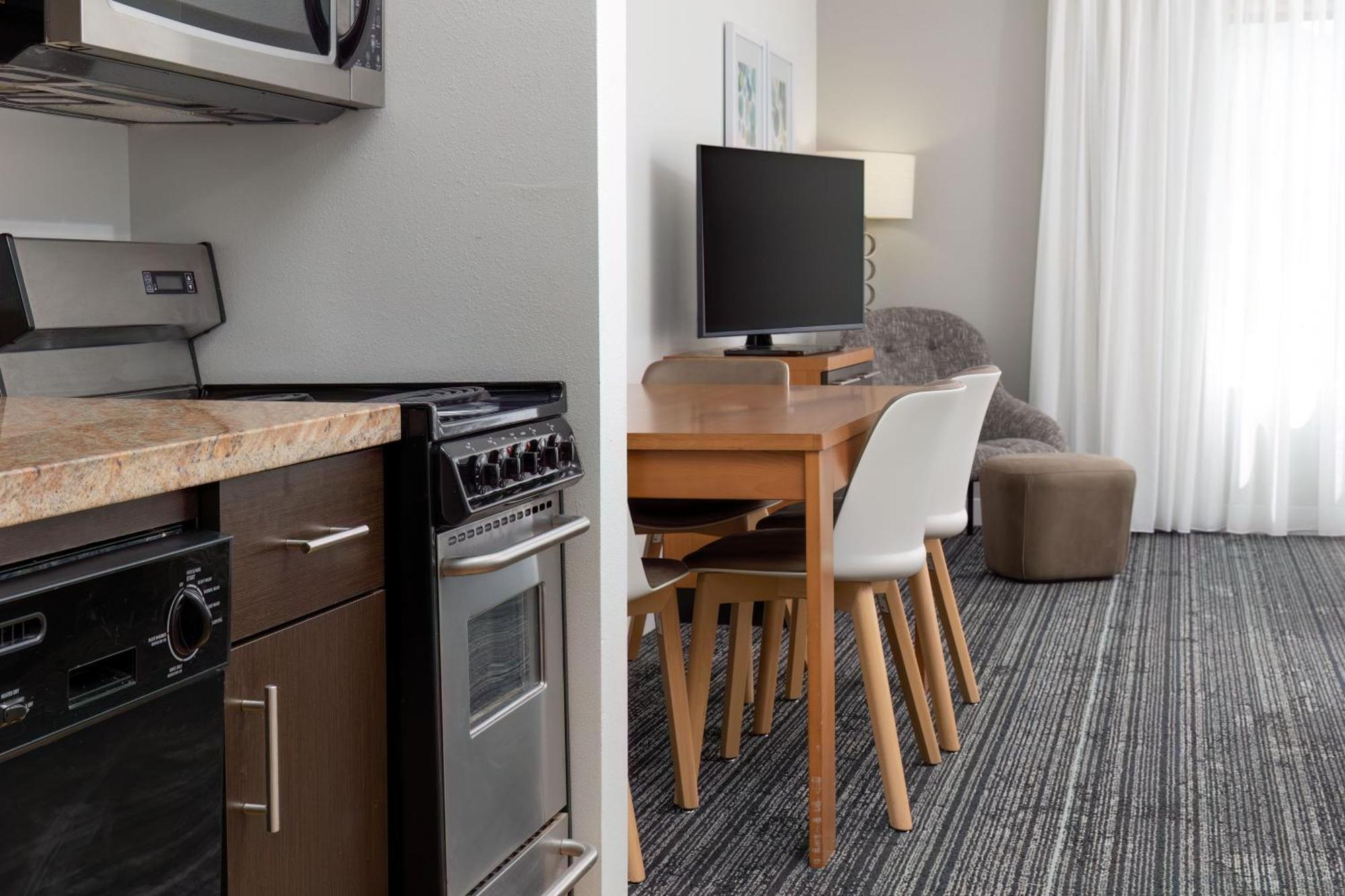 Towneplace Suites By Marriott Erie Exterior foto