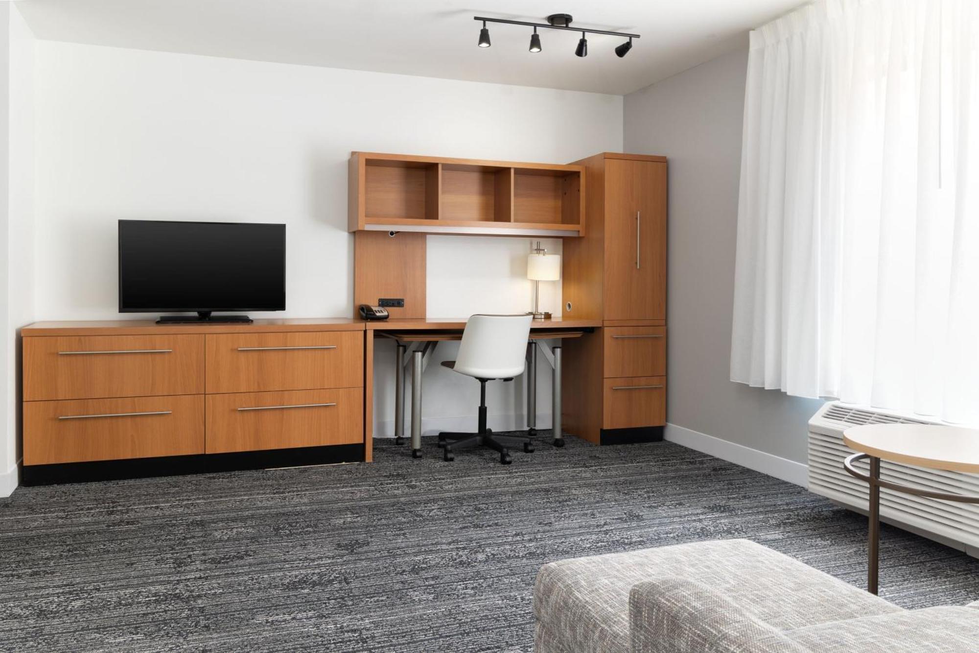 Towneplace Suites By Marriott Erie Exterior foto